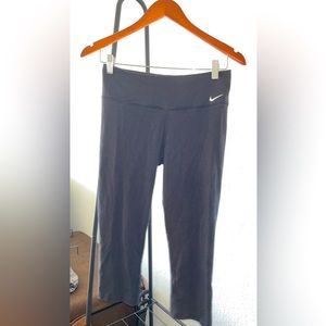 Black Nike capris. Size medium